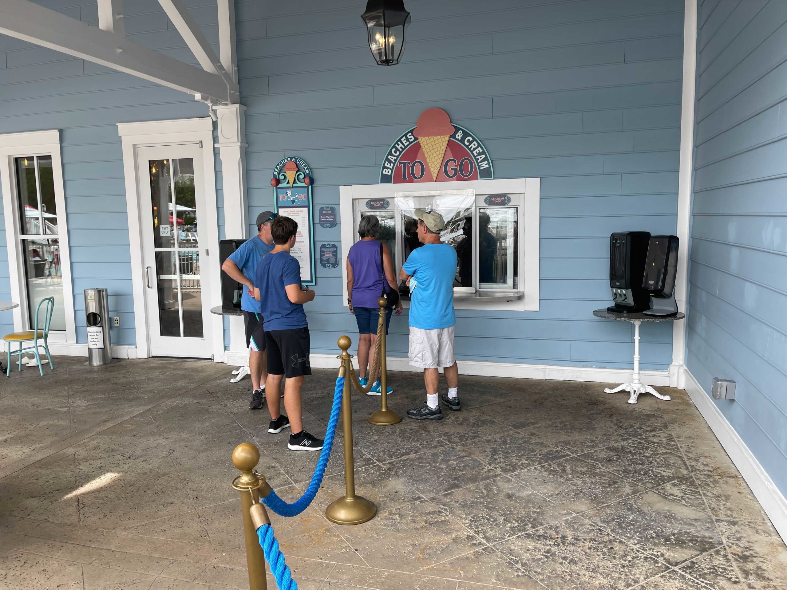 beaches-and-cream-window-reopened_01