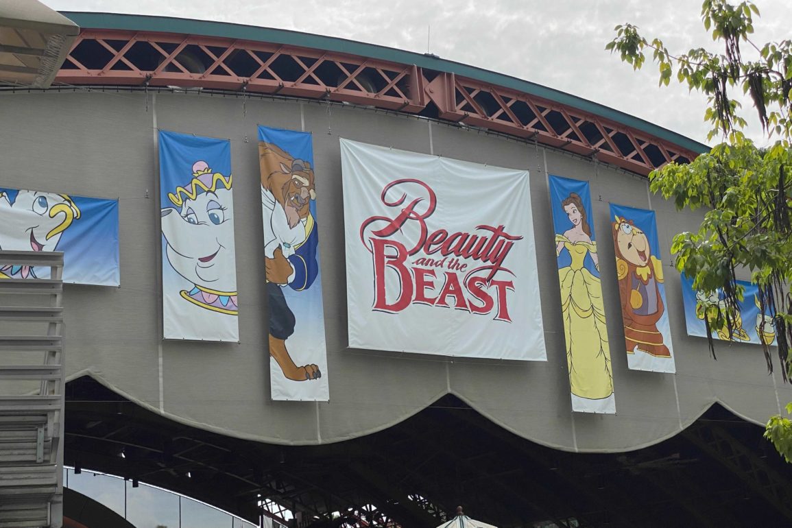 disneys-hollywood-studios-beauty-and-the-beast-live-on-stage-1-5145906