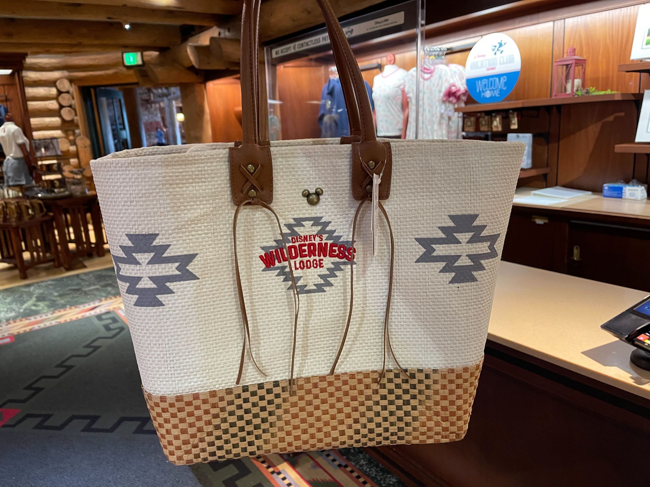 disneys-wilderness-lodge-tote-bag-7-6389719