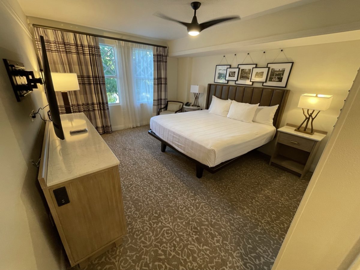 three-bedroom-grand-villa-disneys-saratoga-springs-resort-spa-15-9091050