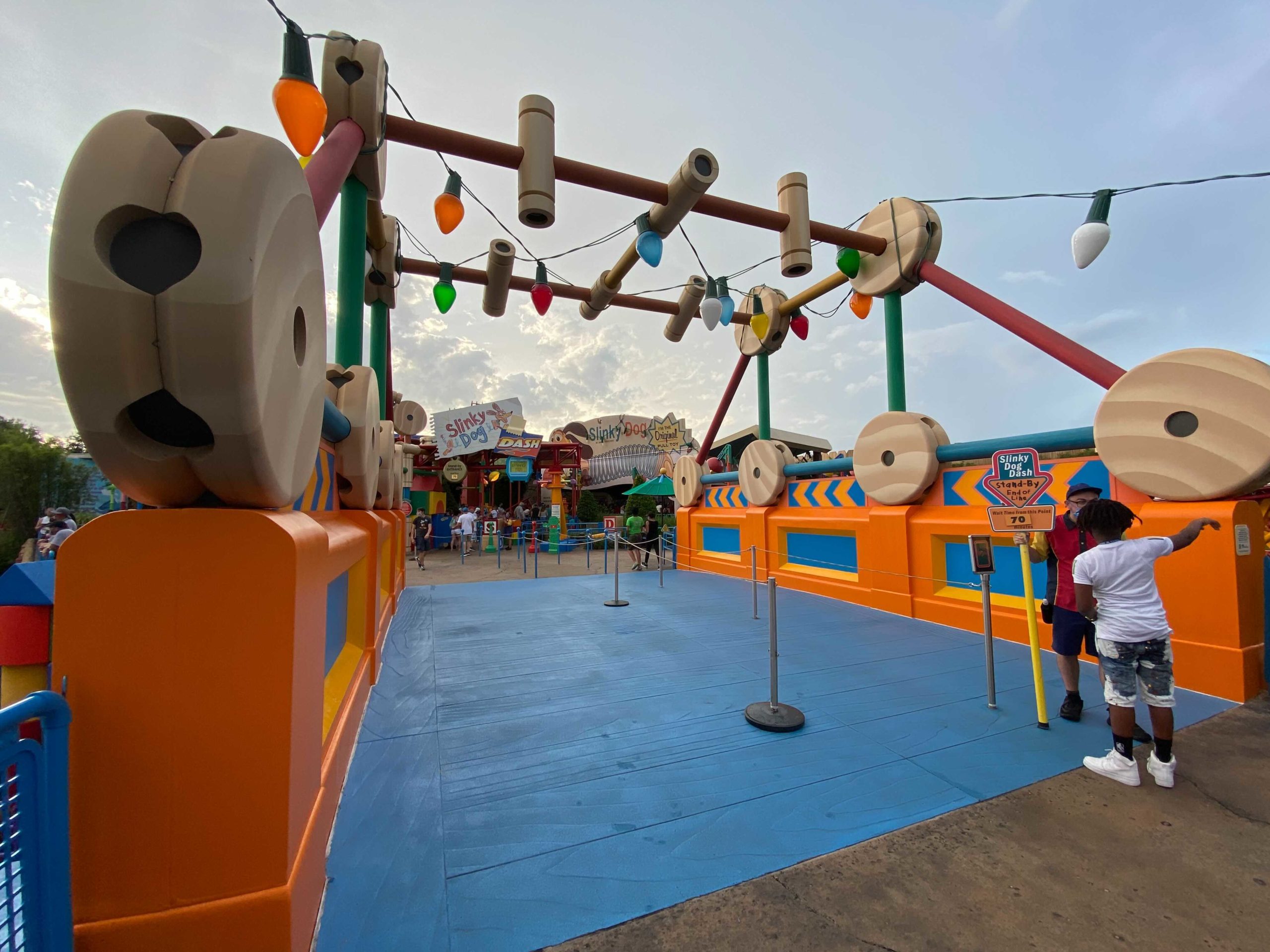 toy-story-land-disneys-hollywood-studios-repainting-2-1047578
