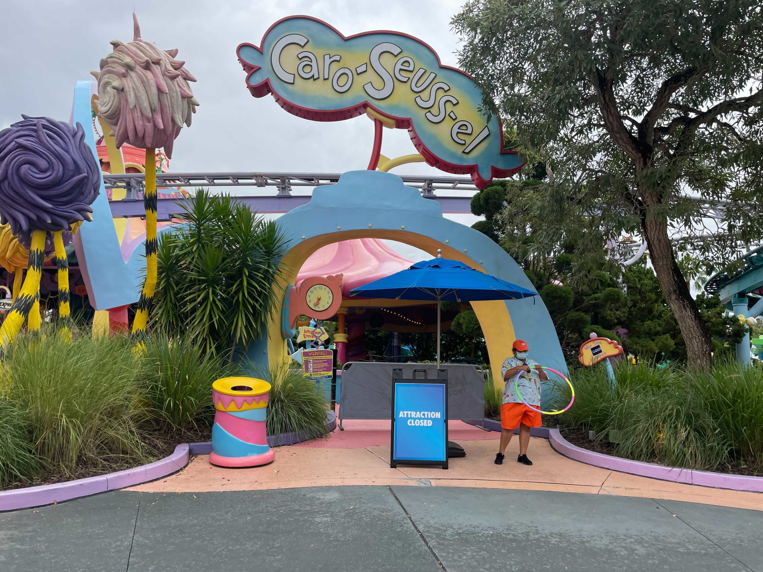universals-islands-of-adventure-caro-seuss-el-16-2032711