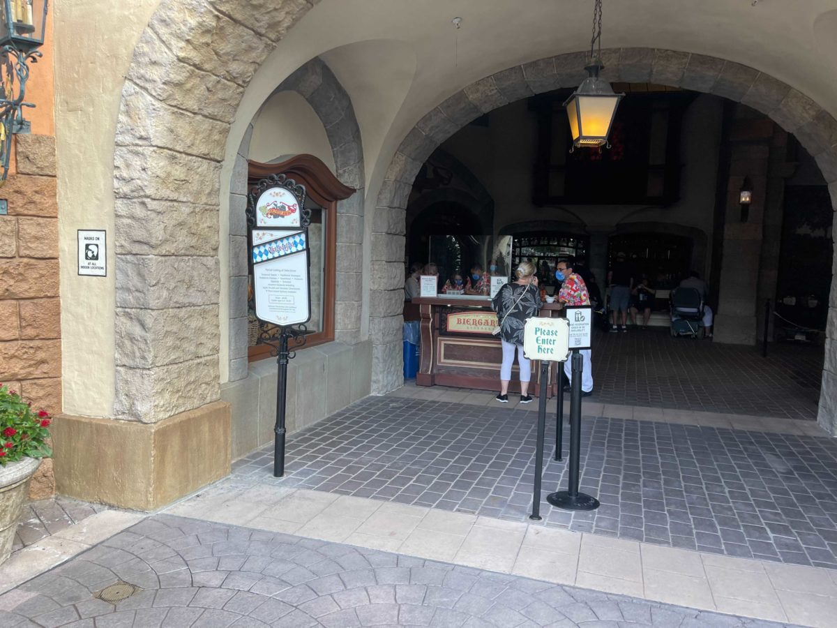 biergarten-buffet-1-7839972