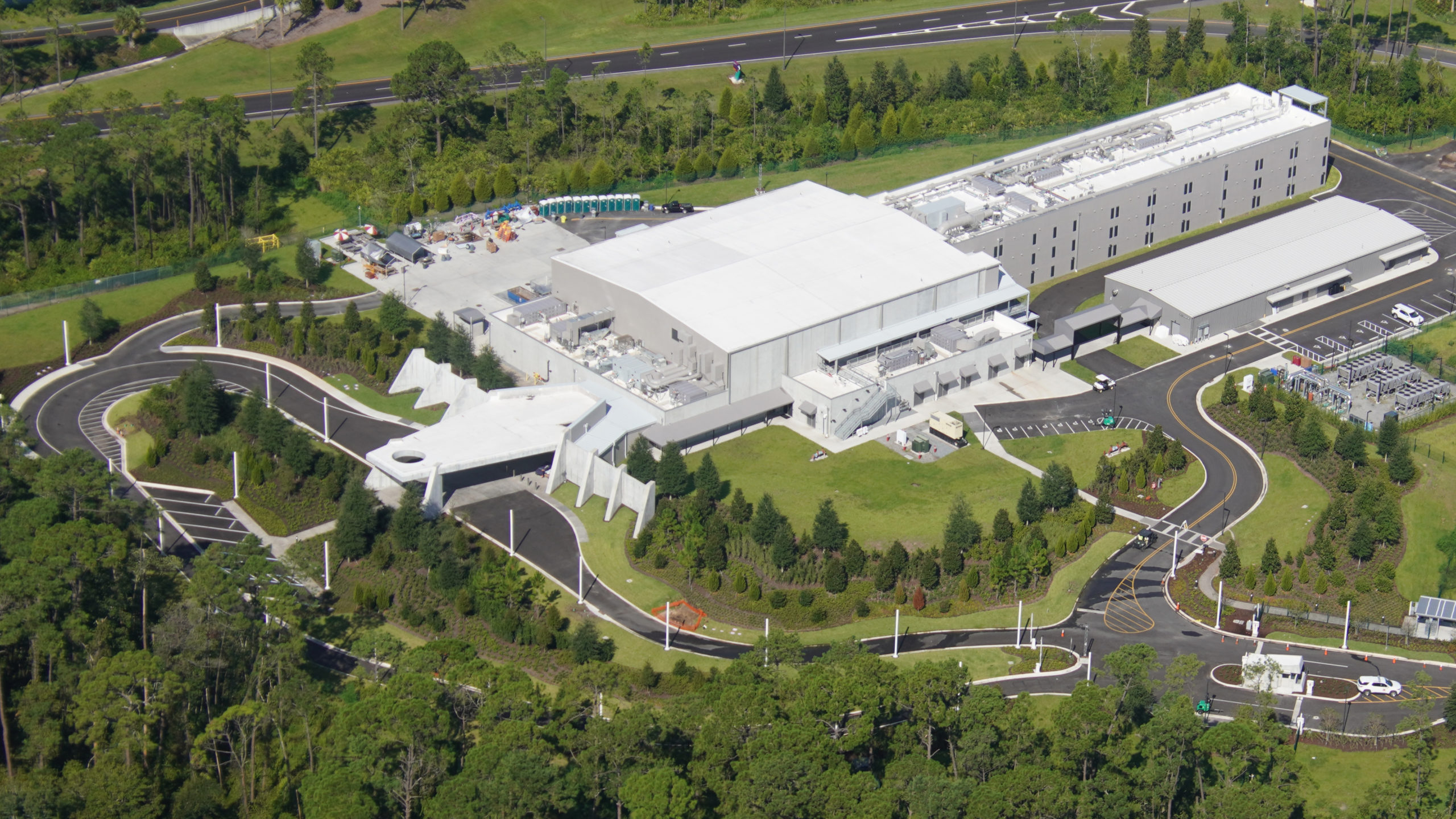 bioreconstruct-galactic-starcruiser-6256518