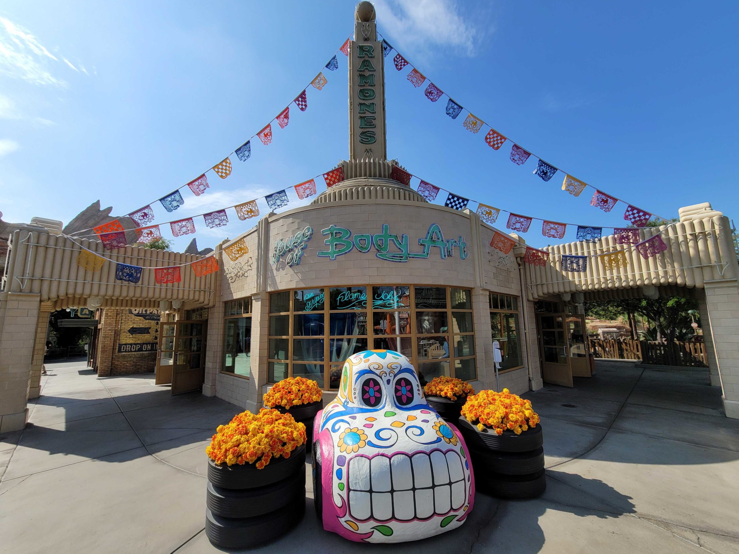 cars-land-halloween-101431