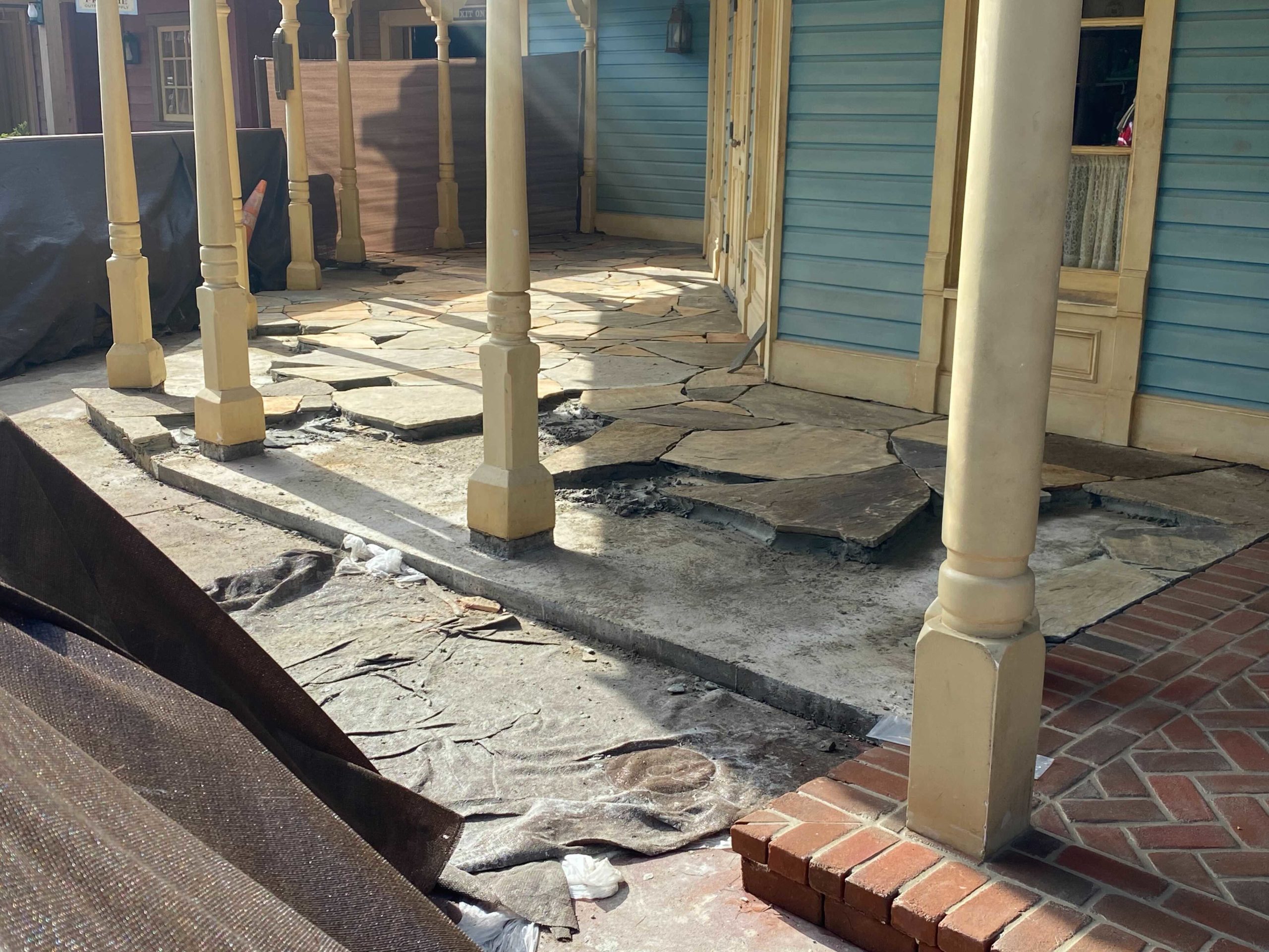 frontierland-boardwalk-construction-4-2