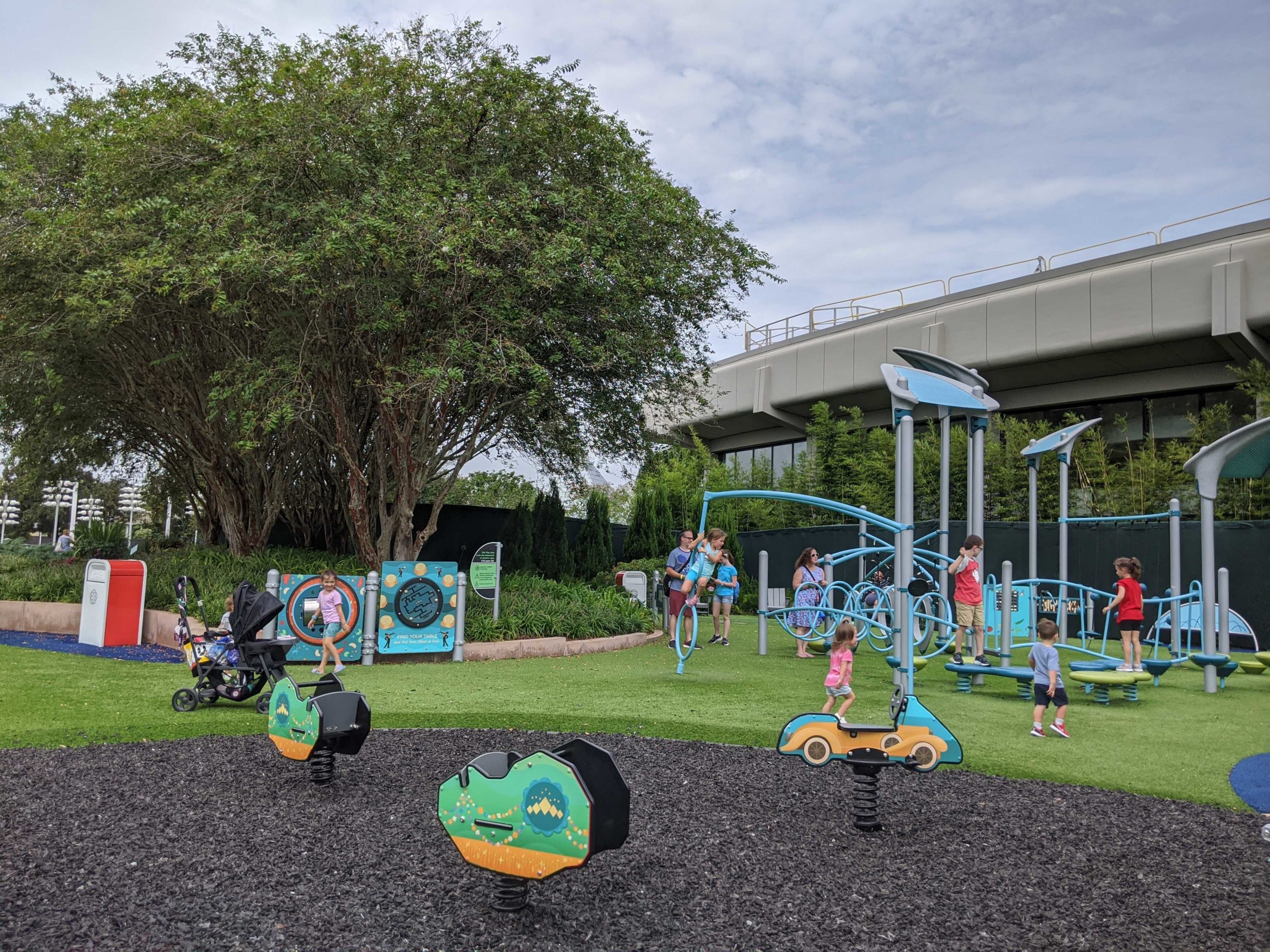 princess-tiana-playground-114601