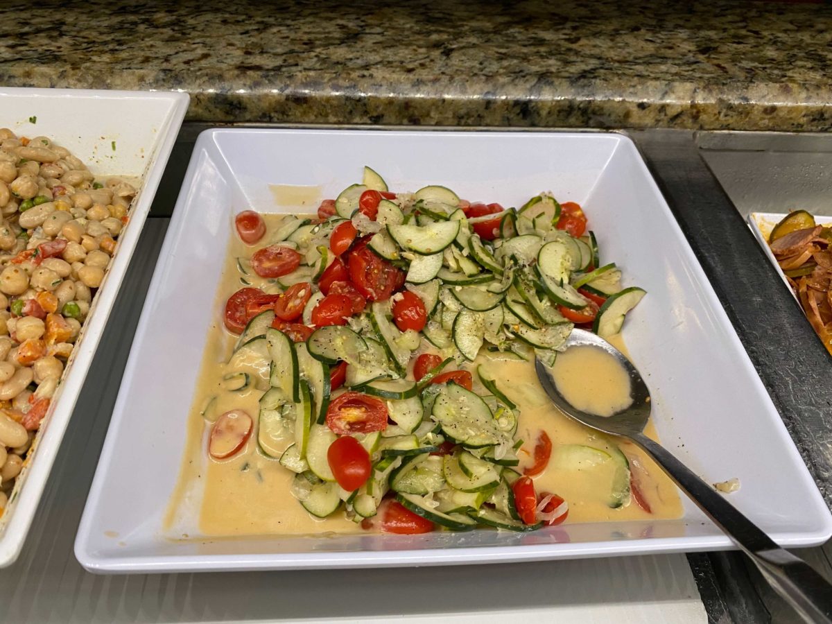 tomatoe-salad-biergarten-8506563