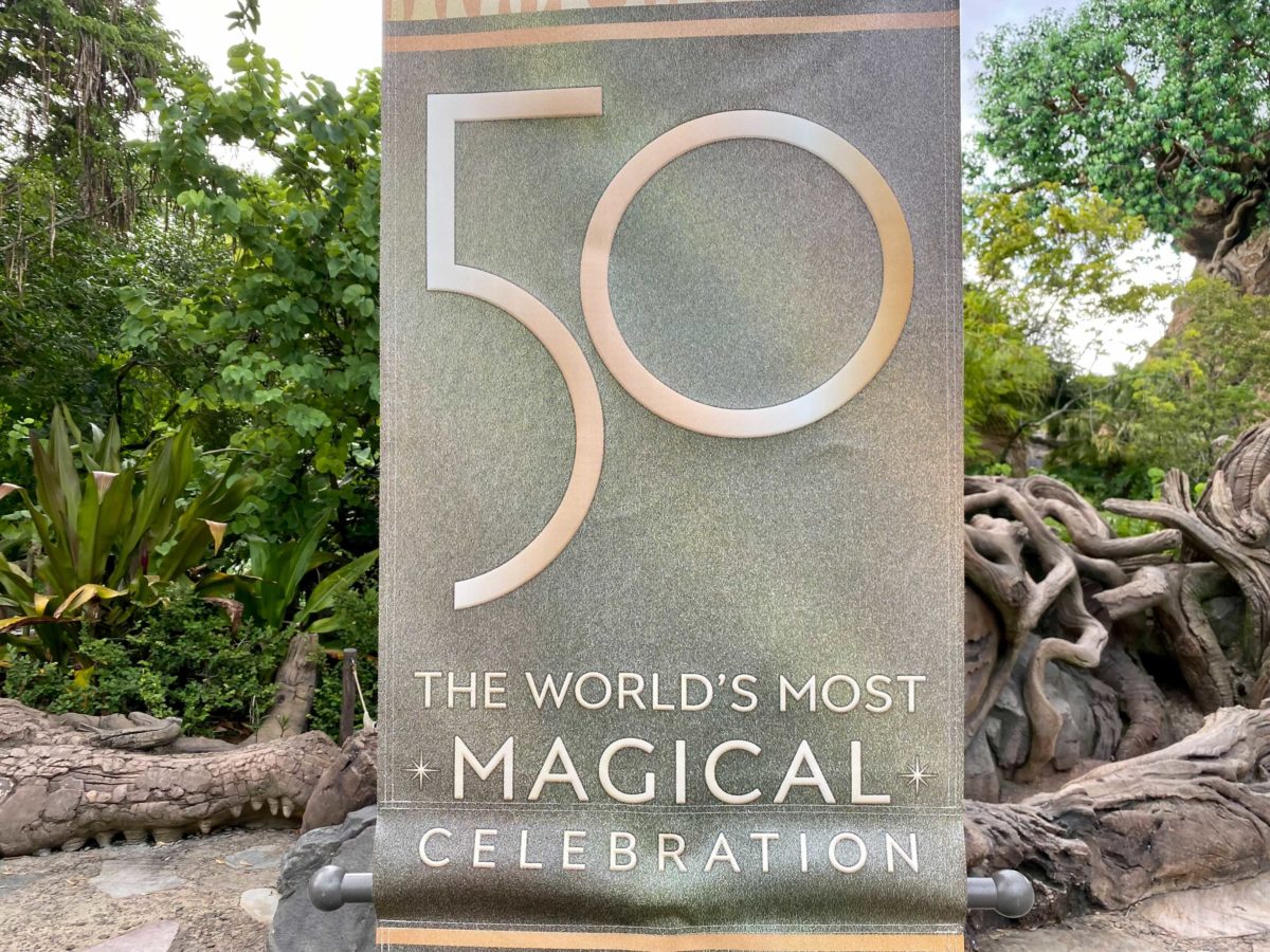 50th-anniversary-banners-animal-kingdom-13