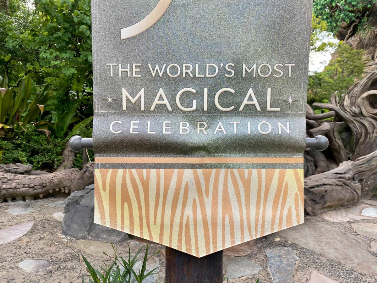 50th-anniversary-banners-animal-kingdom-14