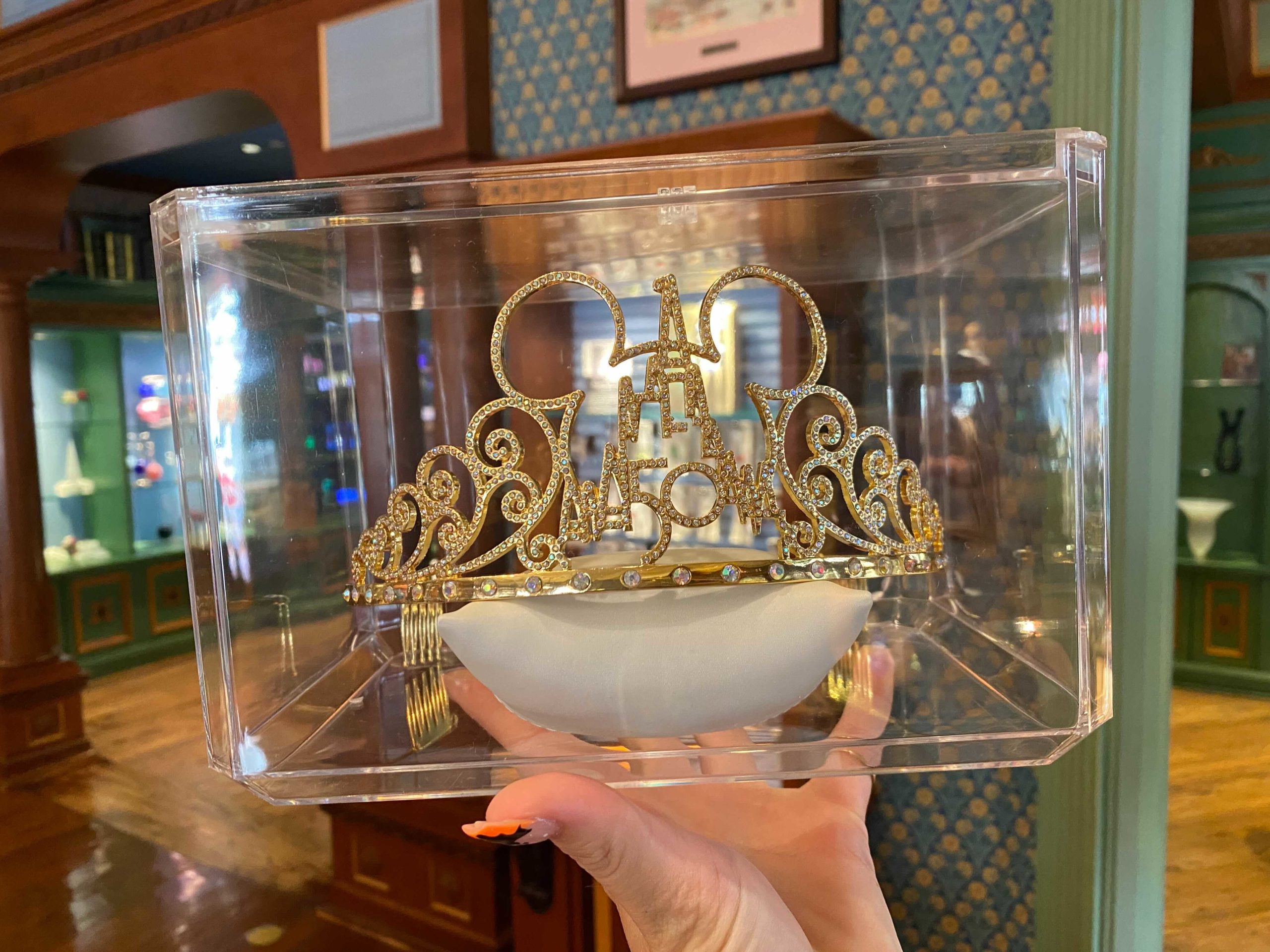 50th-anniversary-tiara-7-8777694