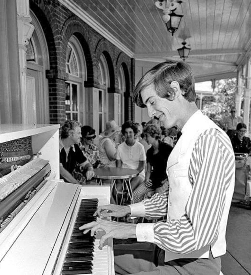 aa33f96e-400c-4d02-ac26-513f721bd0ba