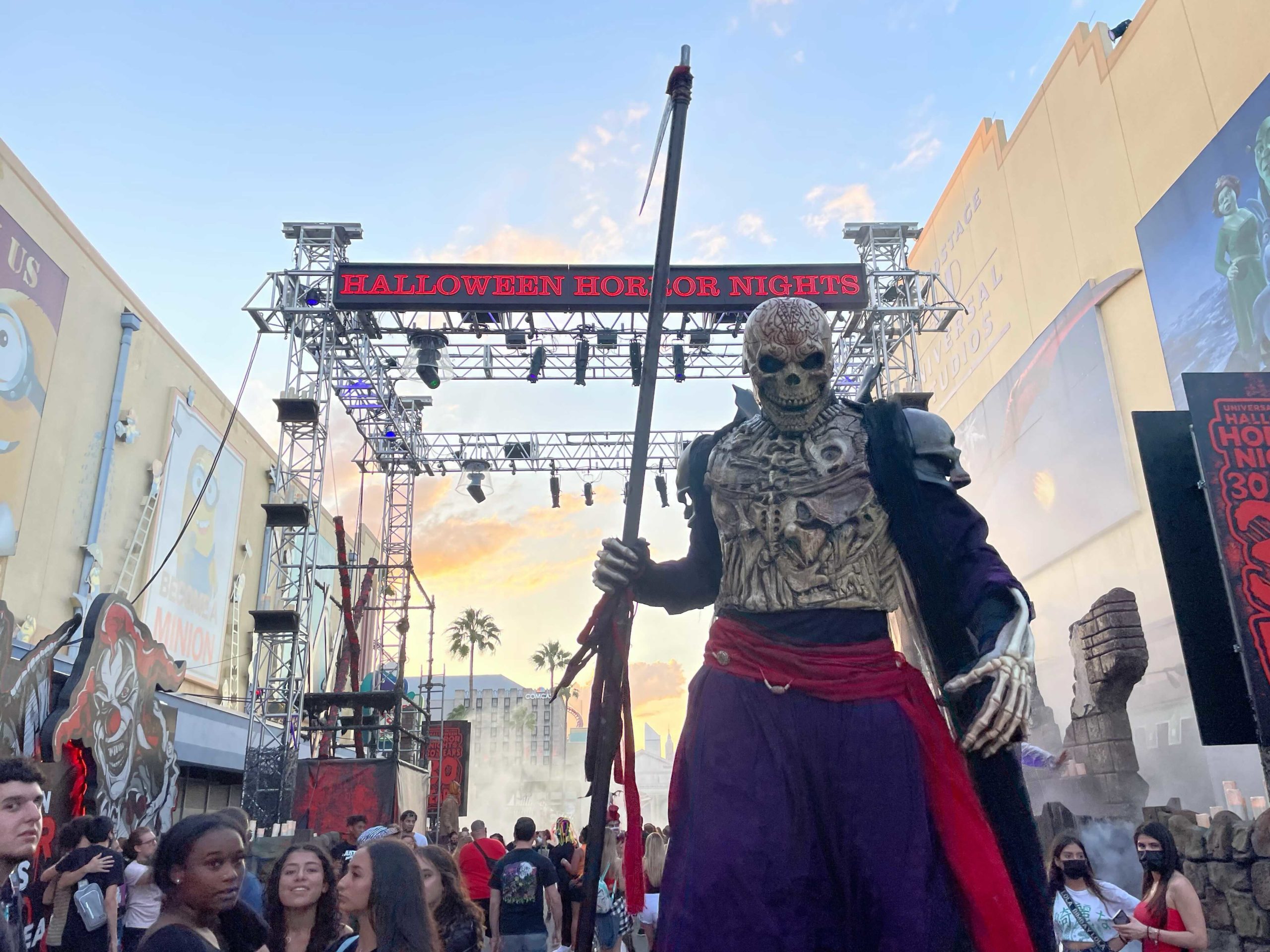 Skeletal stilt walker at HHN 30 Years 30 Fears