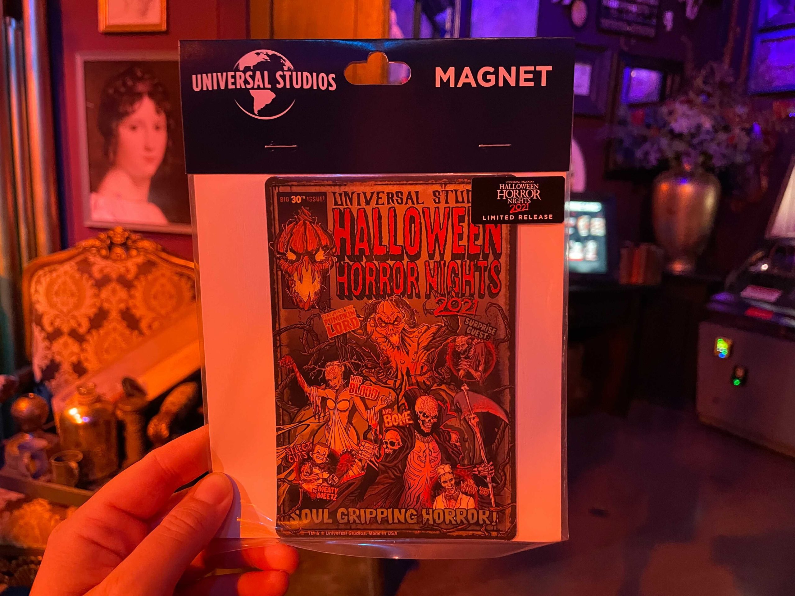 halloween-horror-nights-magnet