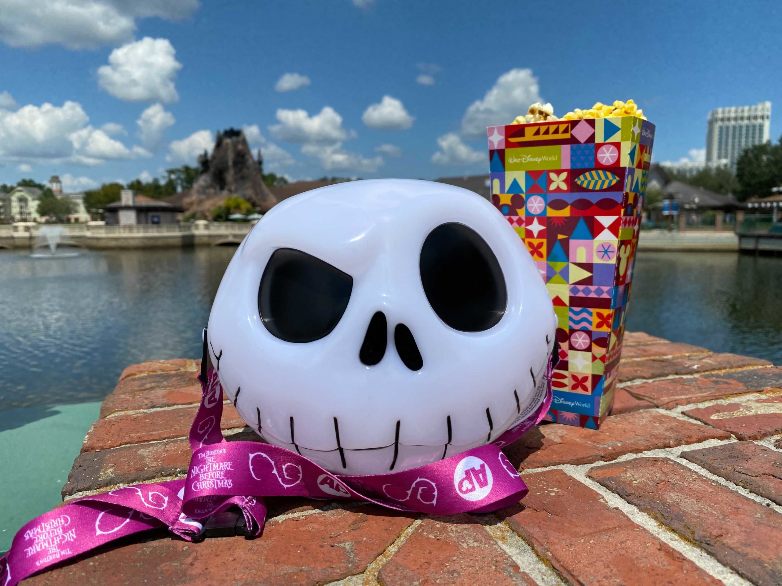 jack-skellington-annual-passholder-popcorn-bucket-8-5638884
