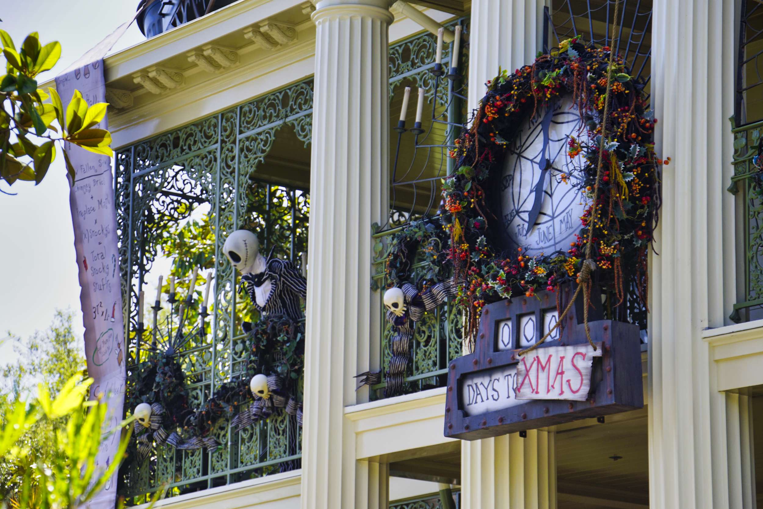 jack-skellington-on-haunted-mansion