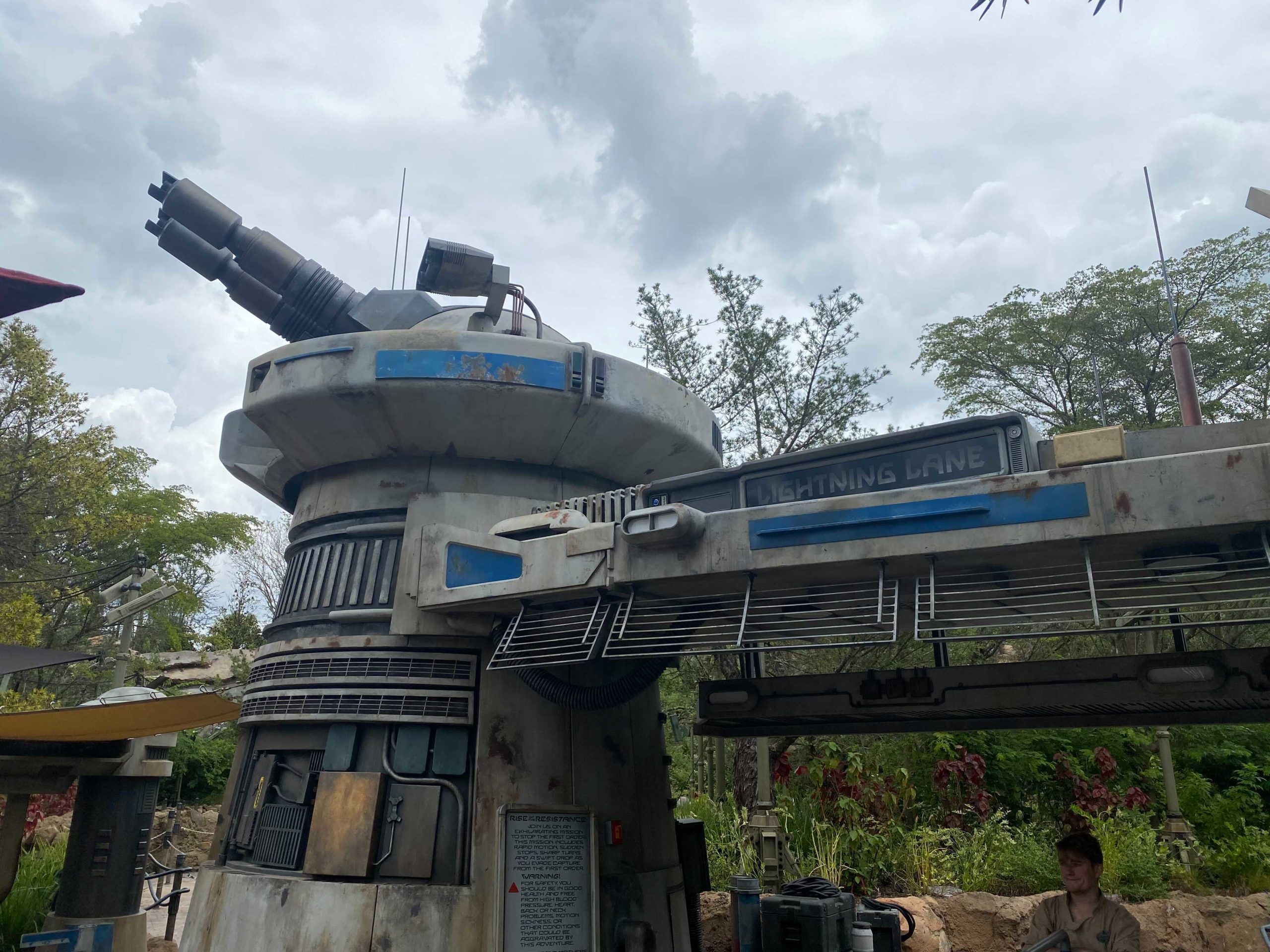 rise-of-the-resistance-signs-0