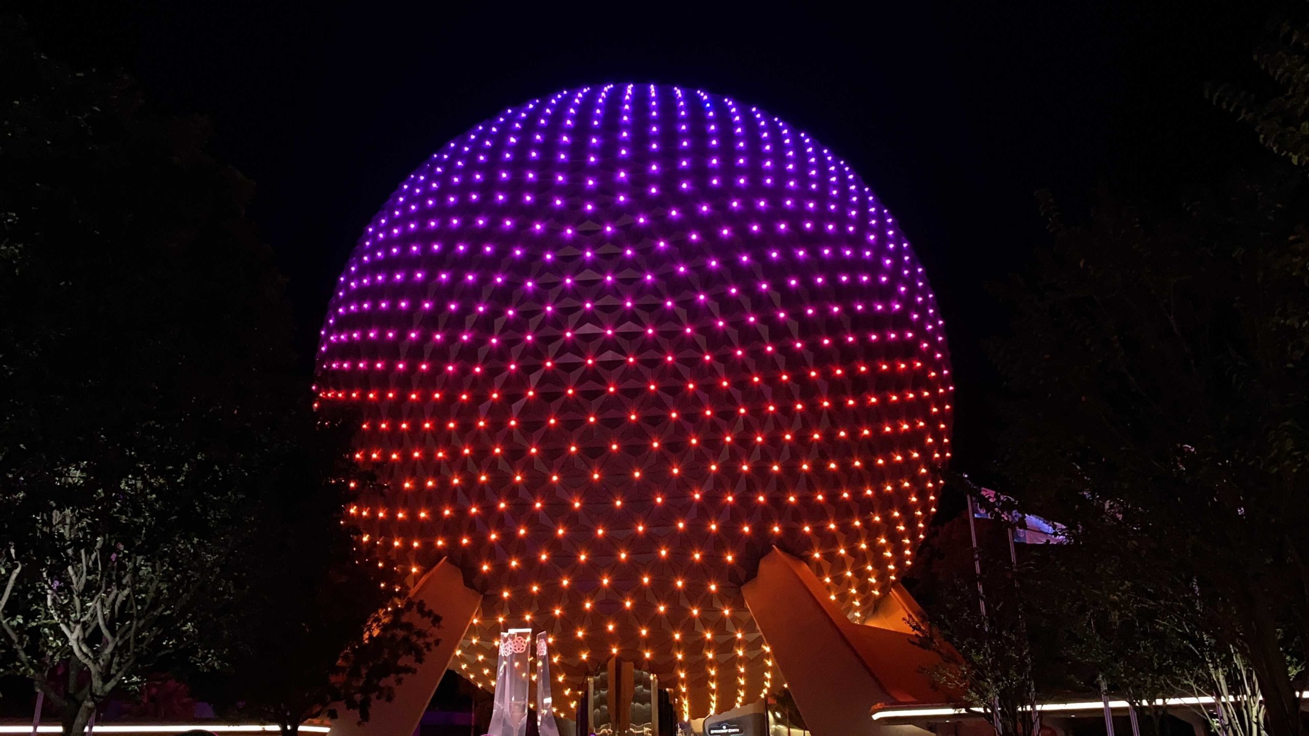 spaceship-earth-beacon-of-magic-9-8945317