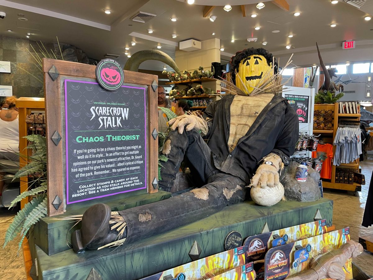 uor-scarecrow-stalk-dinostore-1-9198798