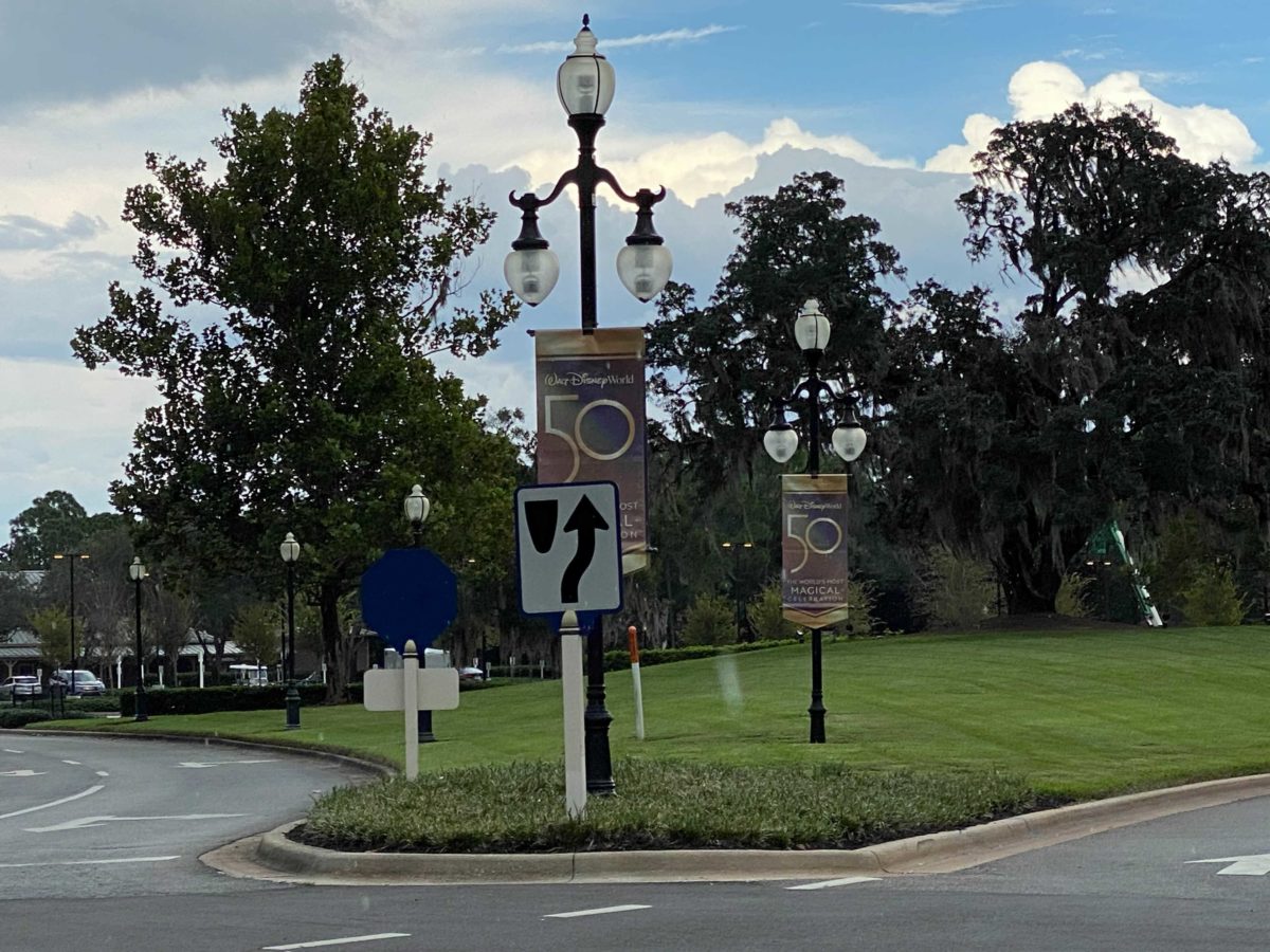 wdw-50th-banners-port-orleans-resort-4-3608630