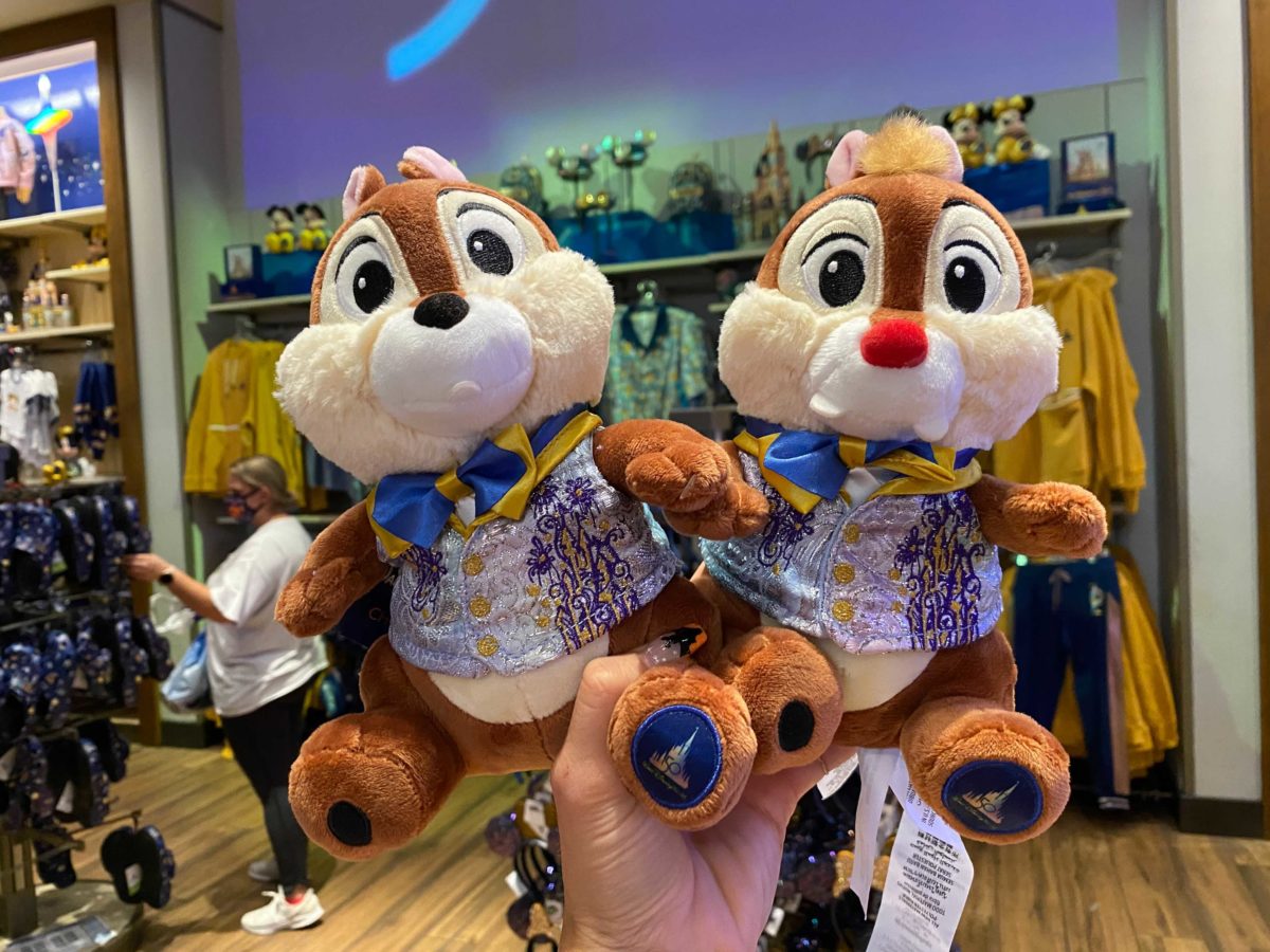 wdw-50th-chip-and-dale-plush-2-8960143
