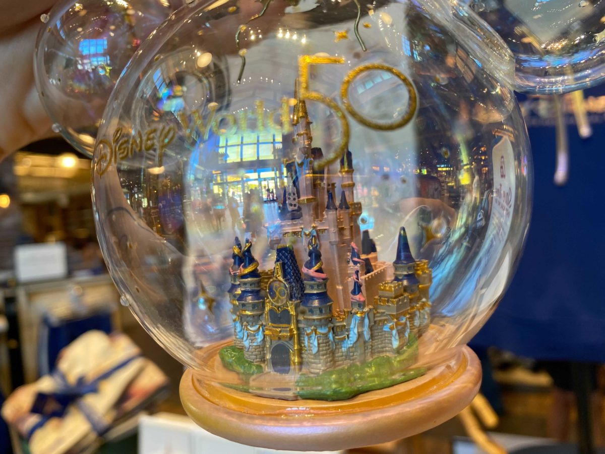 wdw-50th-mickey-ear-castle-ornament-4-7510073
