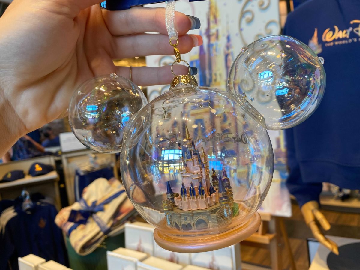 wdw-50th-mickey-ear-castle-ornament-6-9919034