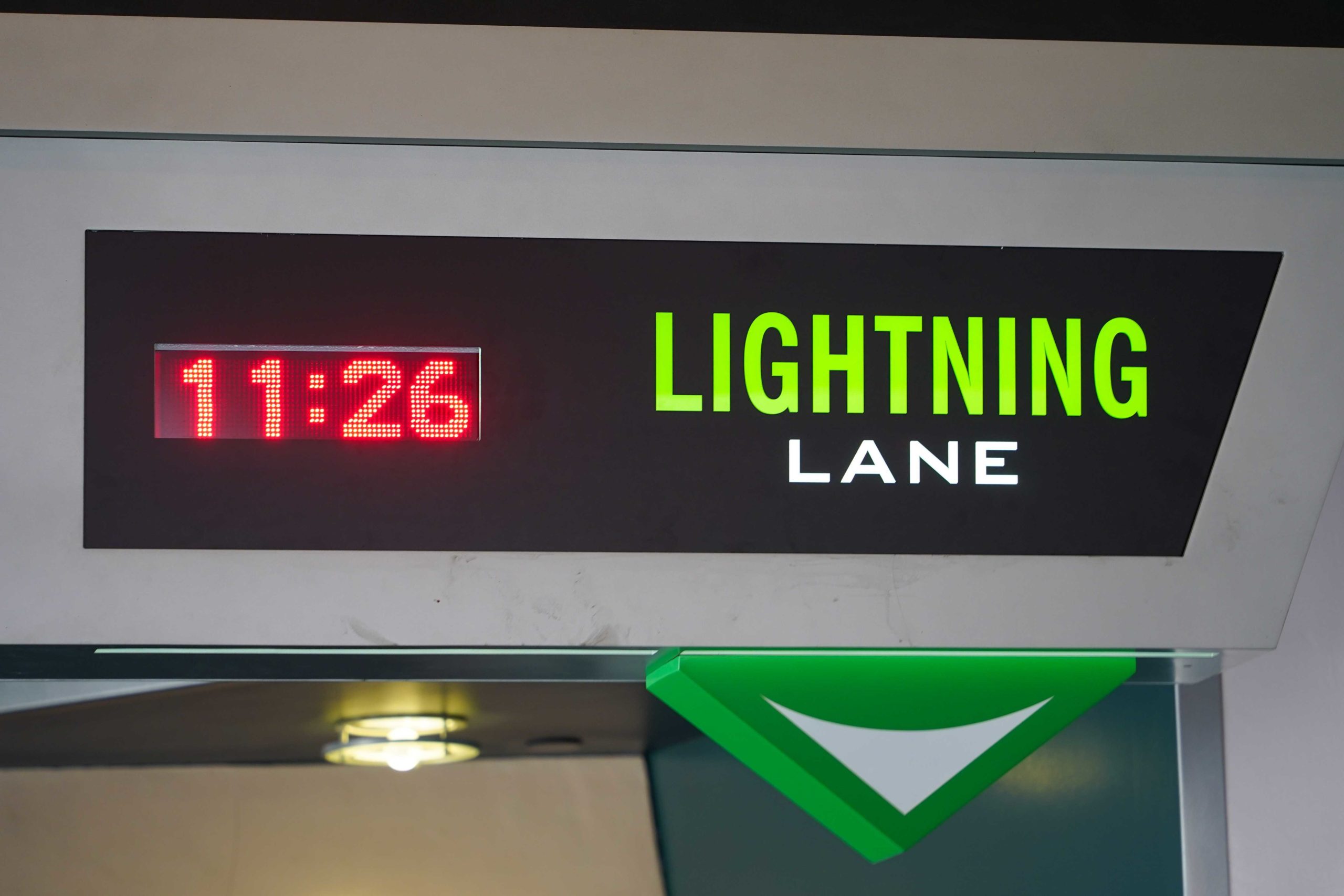 mission-space-lightning-lane-1878