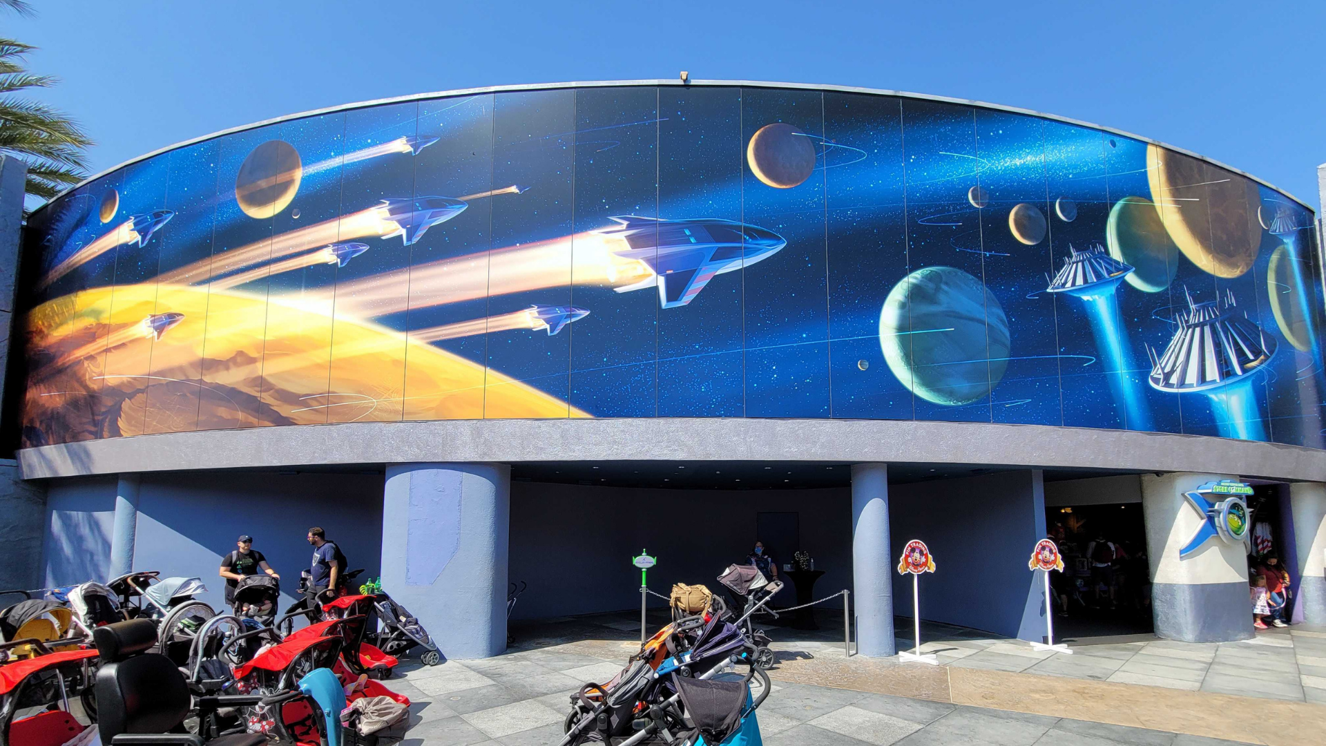 star-tours-disneyland-fastpass-kiosks-removed