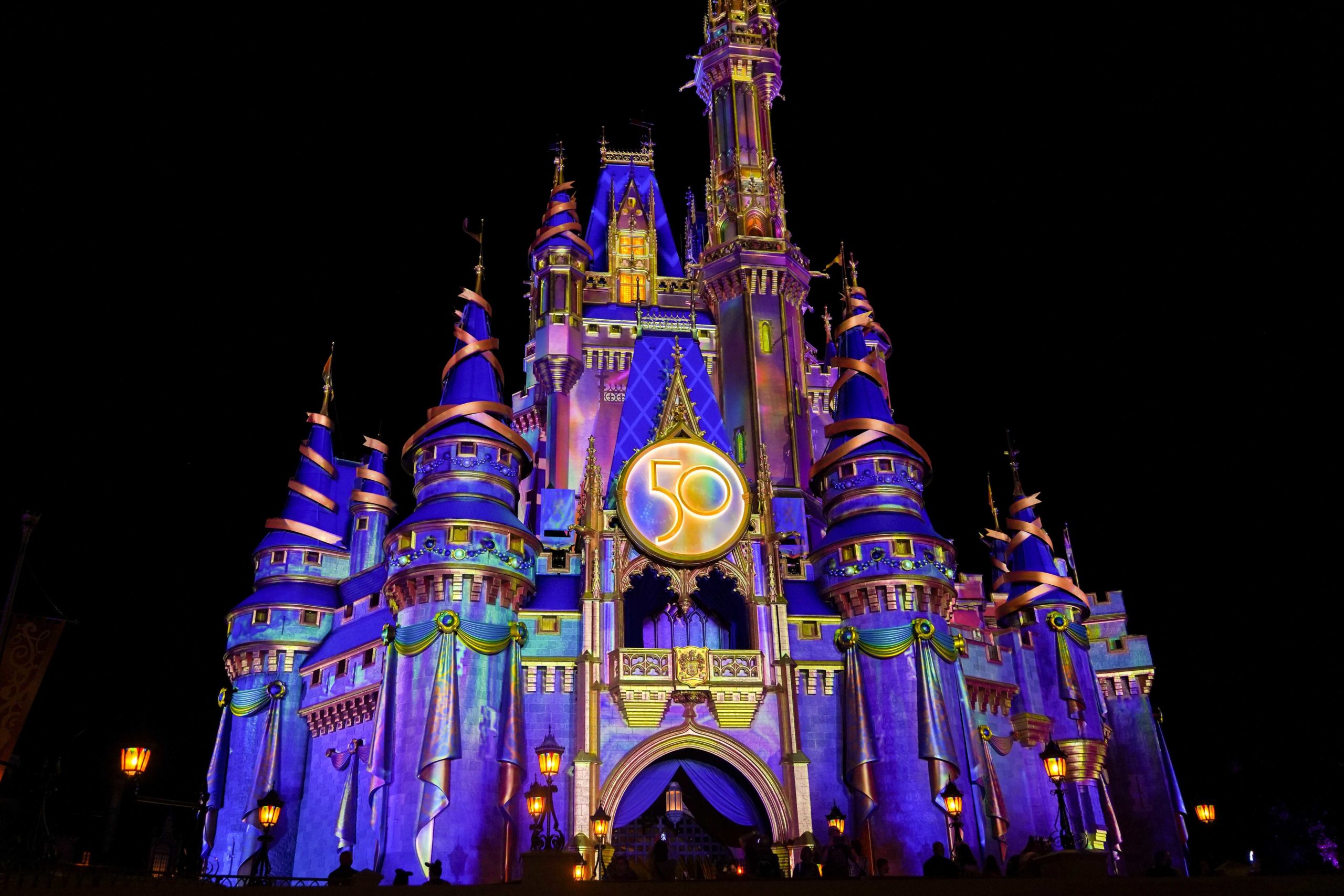 cinderella-castle-50th-anniversary-2-2