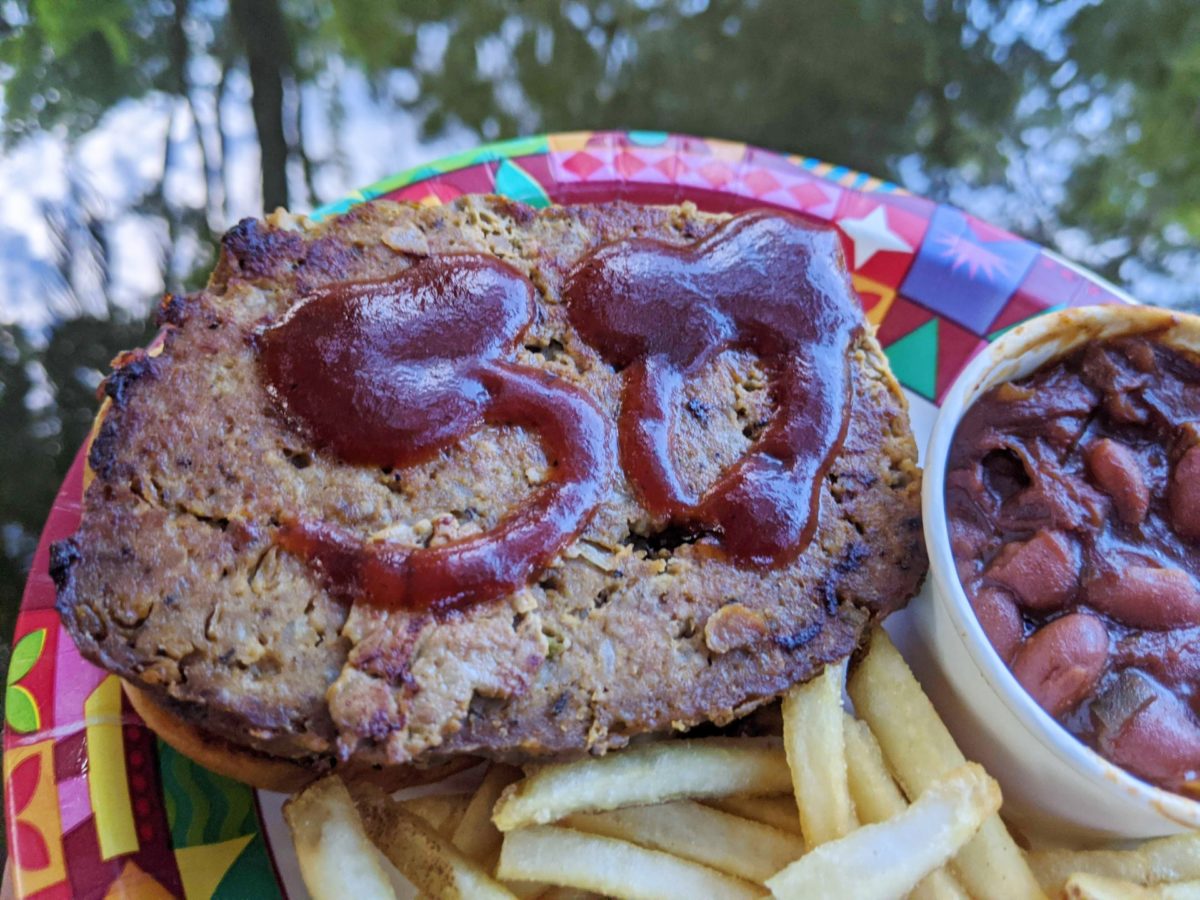 flame-tree-barbecue-50th-meatloaf-6-8983399