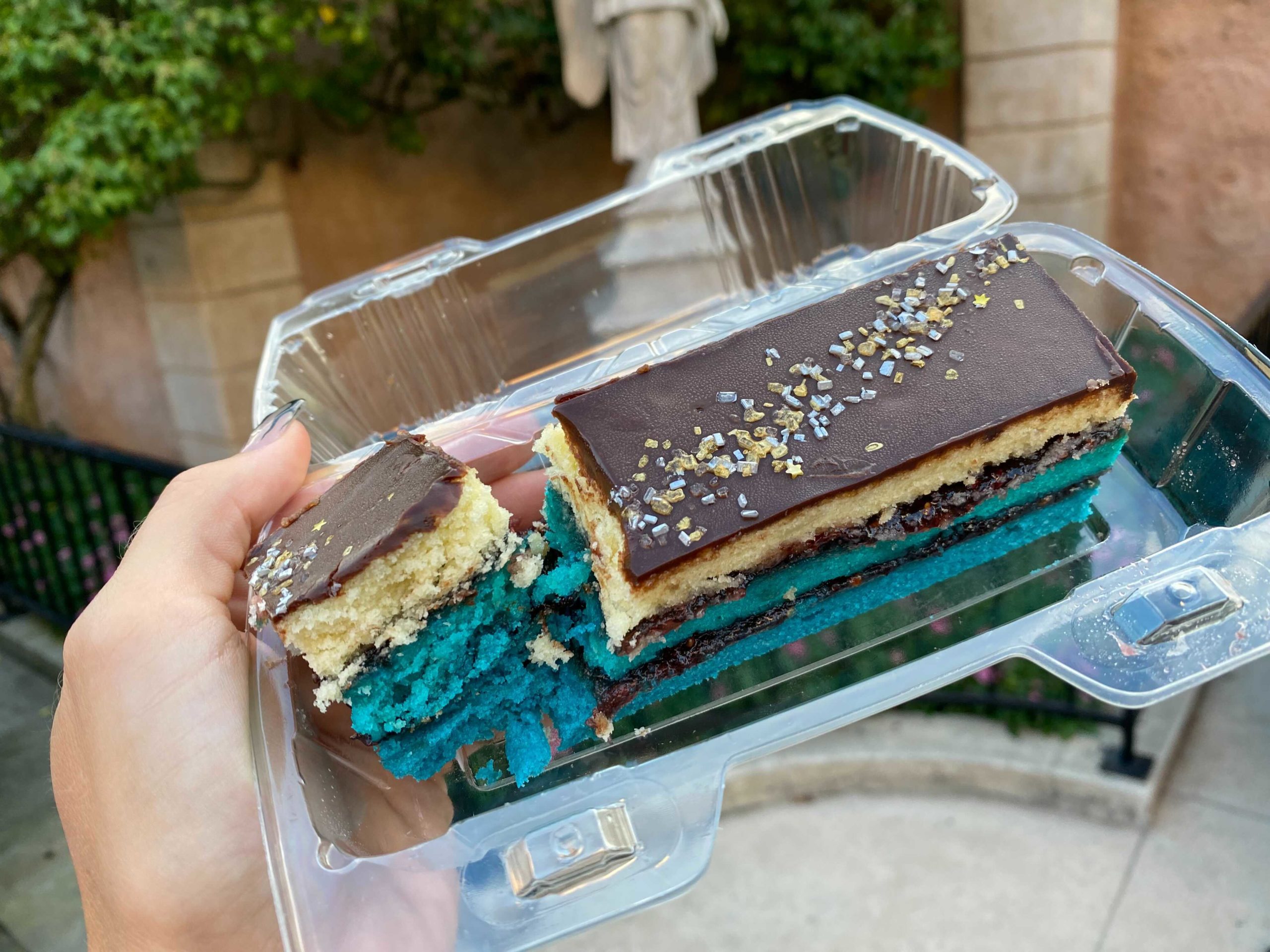 italy-pavilion-50th-7-layer-cake-9-2326830