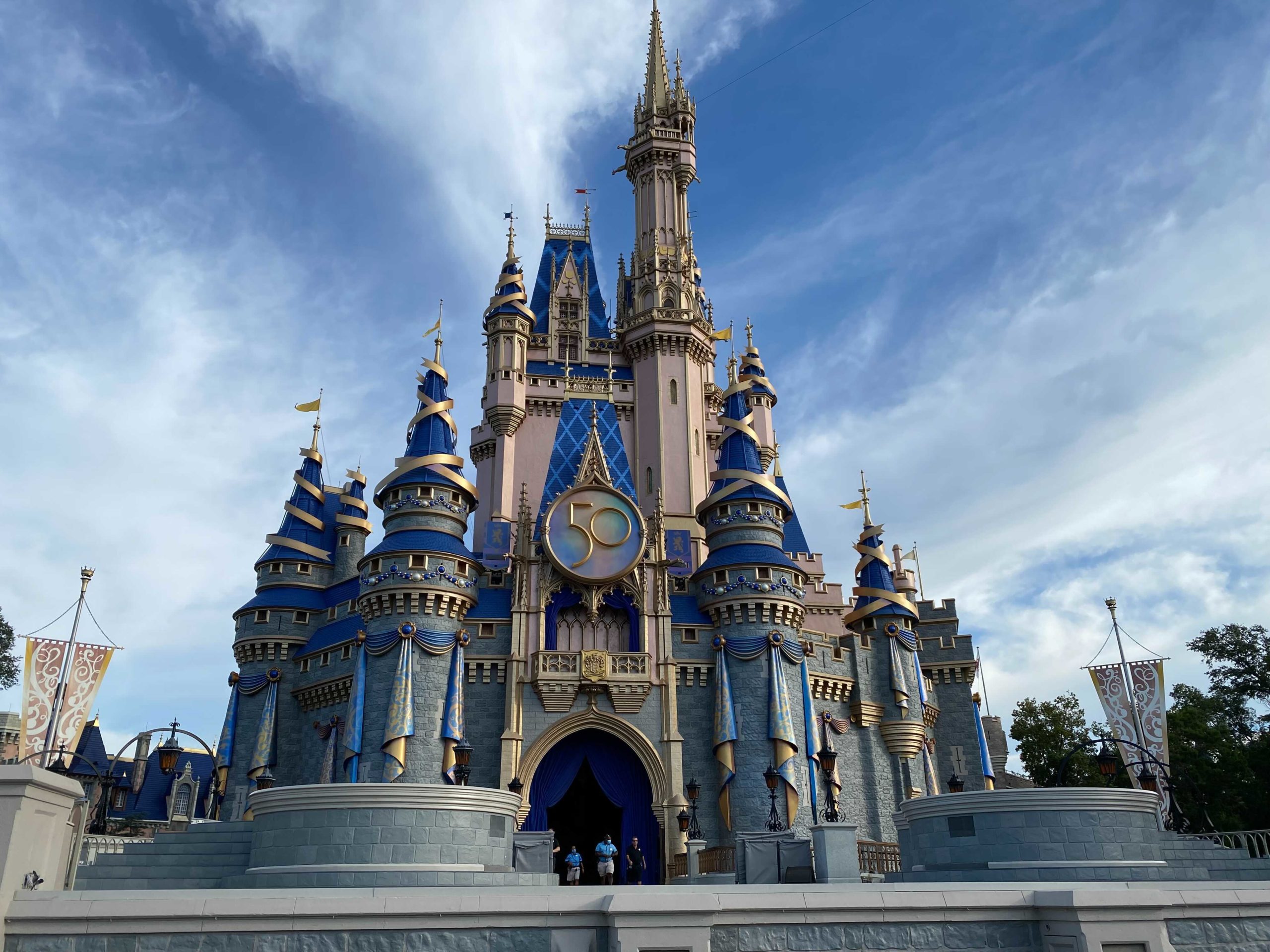 cinderella-castle-stage-platforms-3-2570784