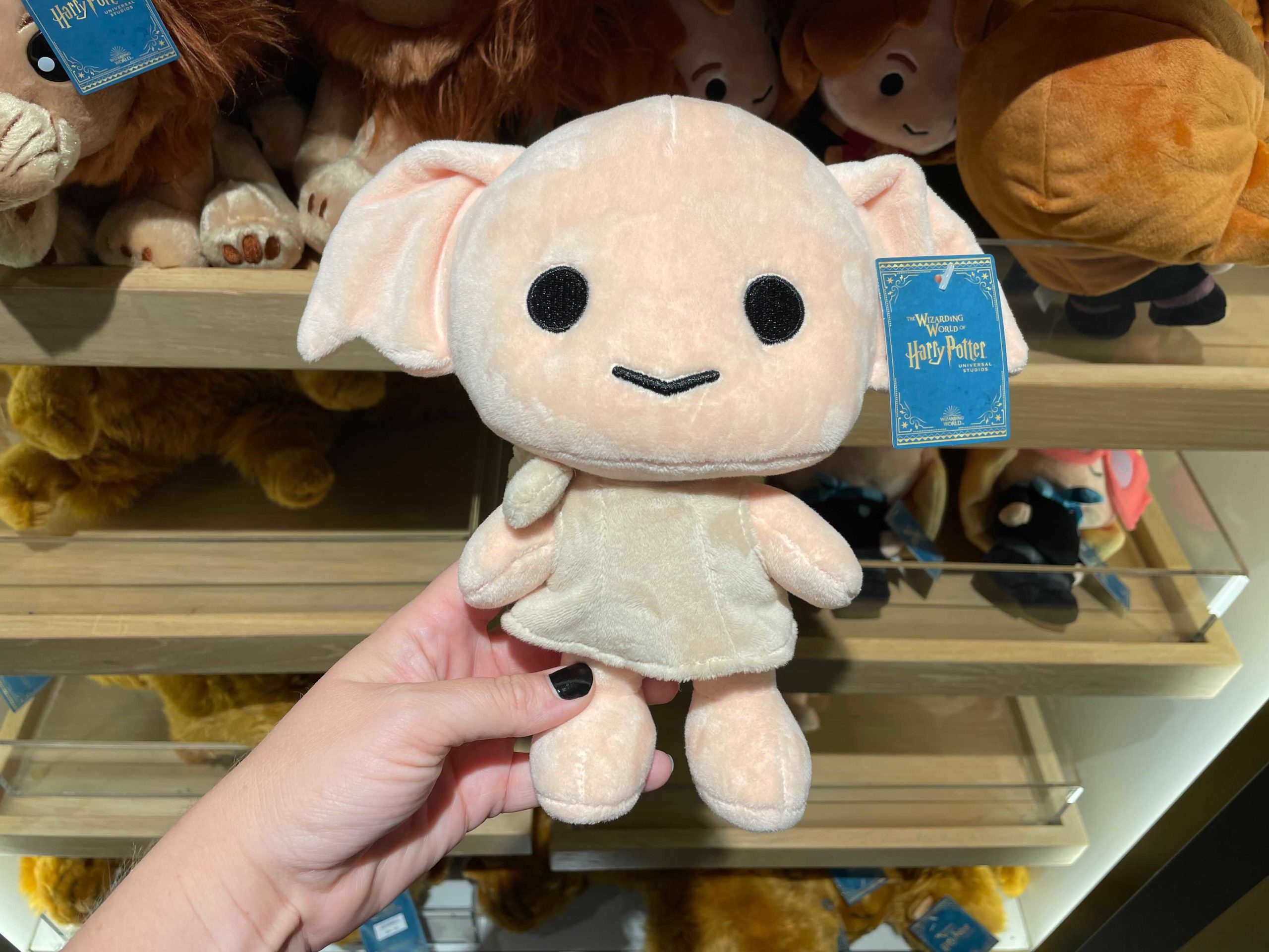 dobby-plush-at-universal-1-3850635