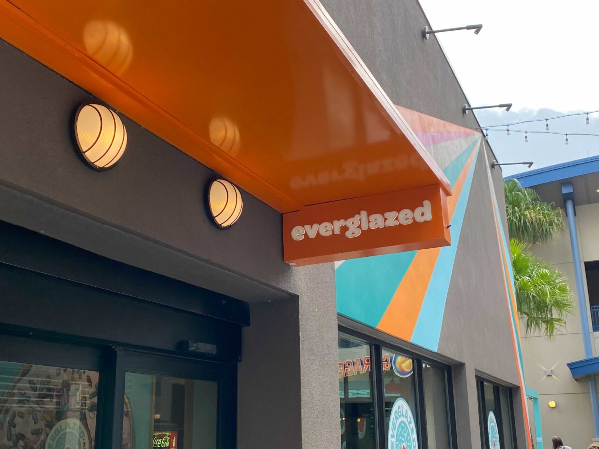 everglazed-halloween-donut-1-7197181