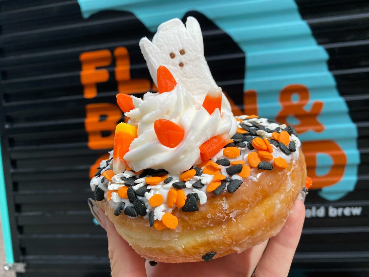 everglazed-halloween-donut-3-2027656