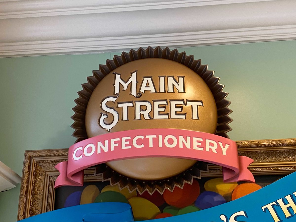 main-street-confectionery-decorations-4-3019676