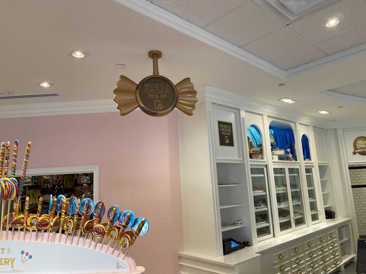 main-street-confectionery-decorations-6-8749292