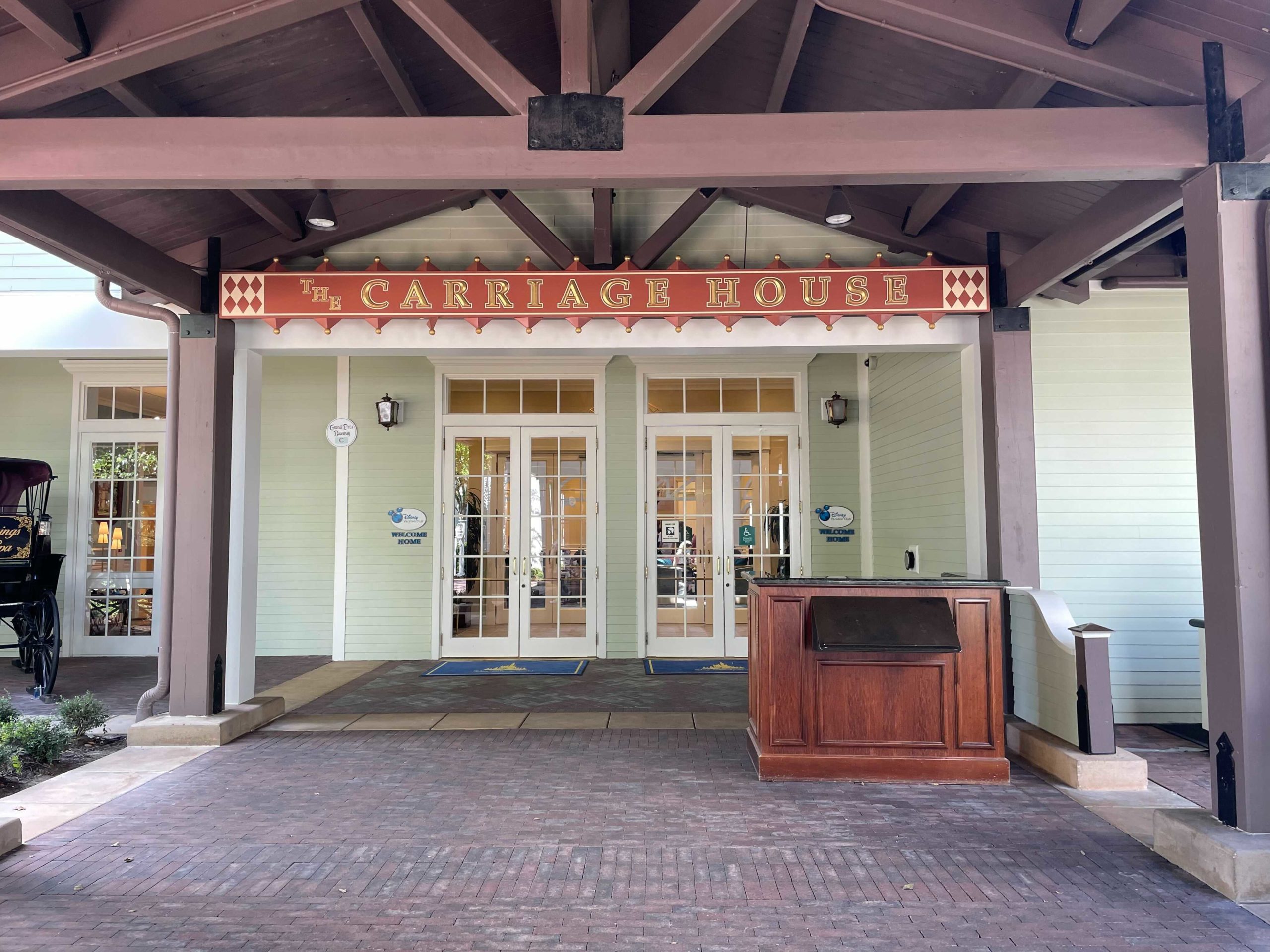 saratoga-springs-lobby-1-6644600