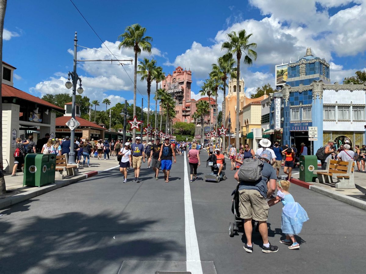 sunset-boulevard-christmas-2-6266755