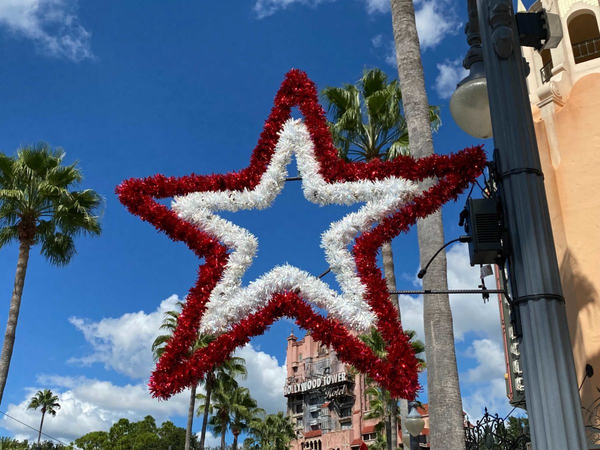 sunset-boulevard-christmas-6-8547075