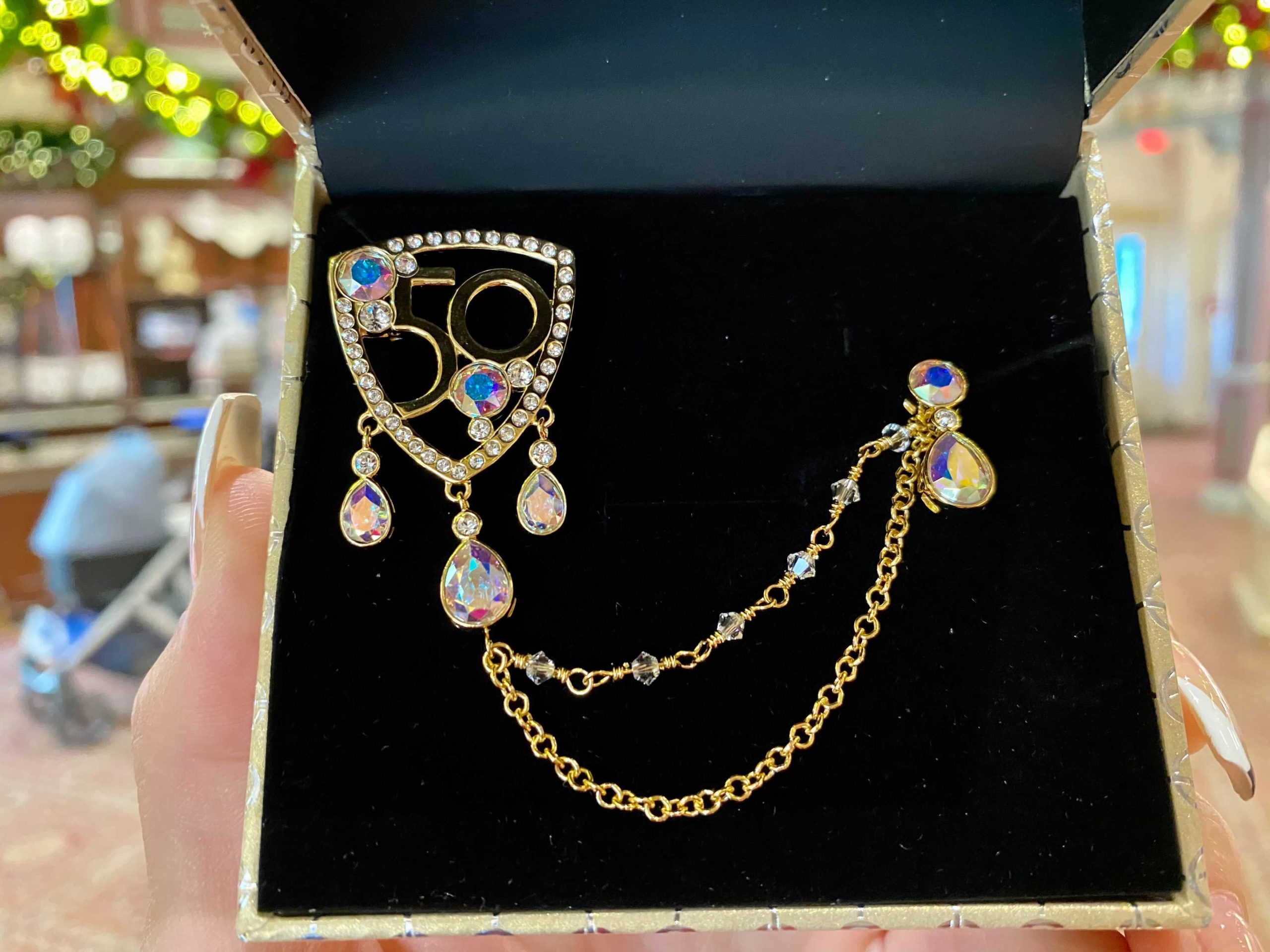 50th-brooch-5-6841877