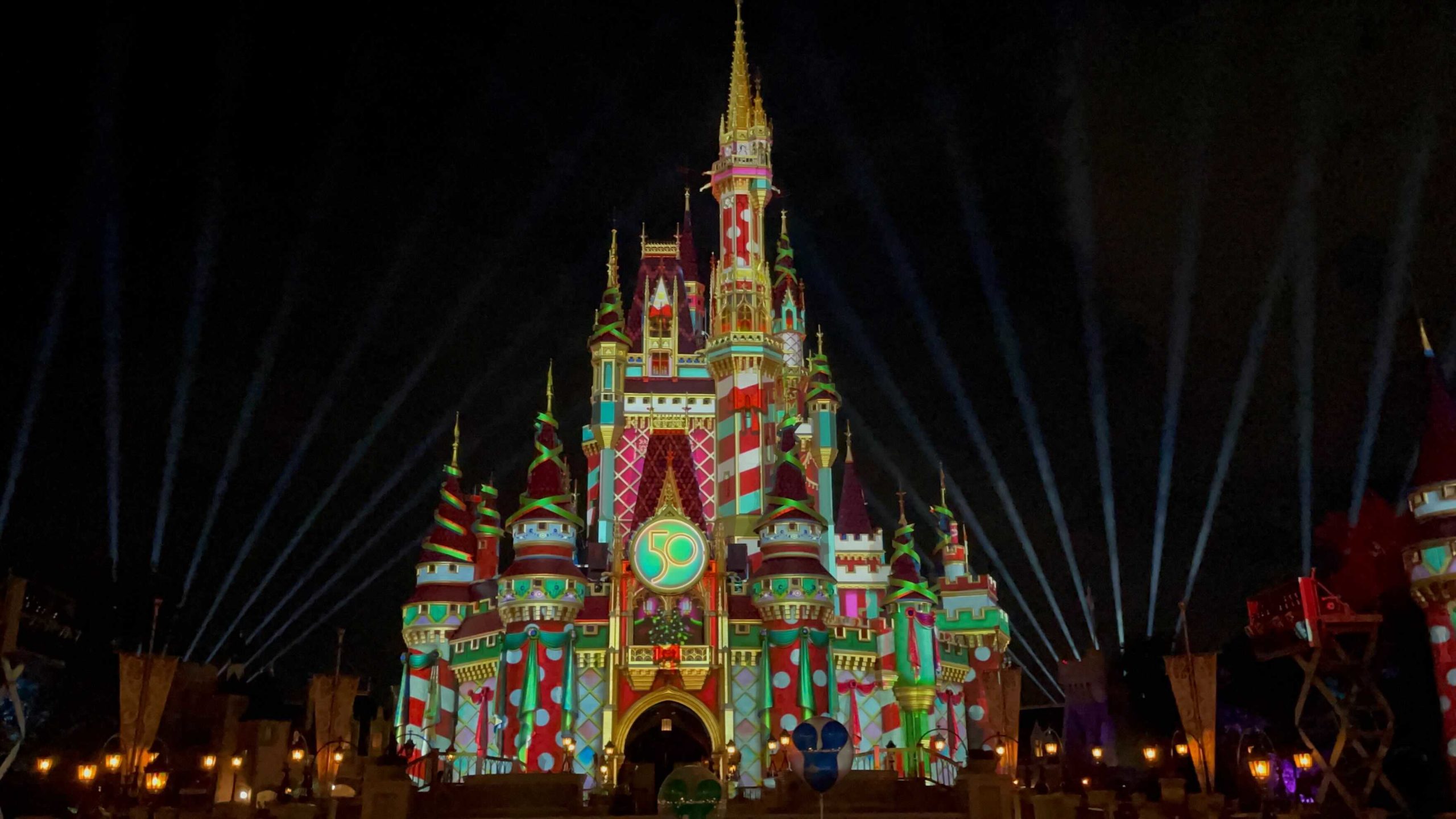 cinderellacastleholidayprojections2021_1