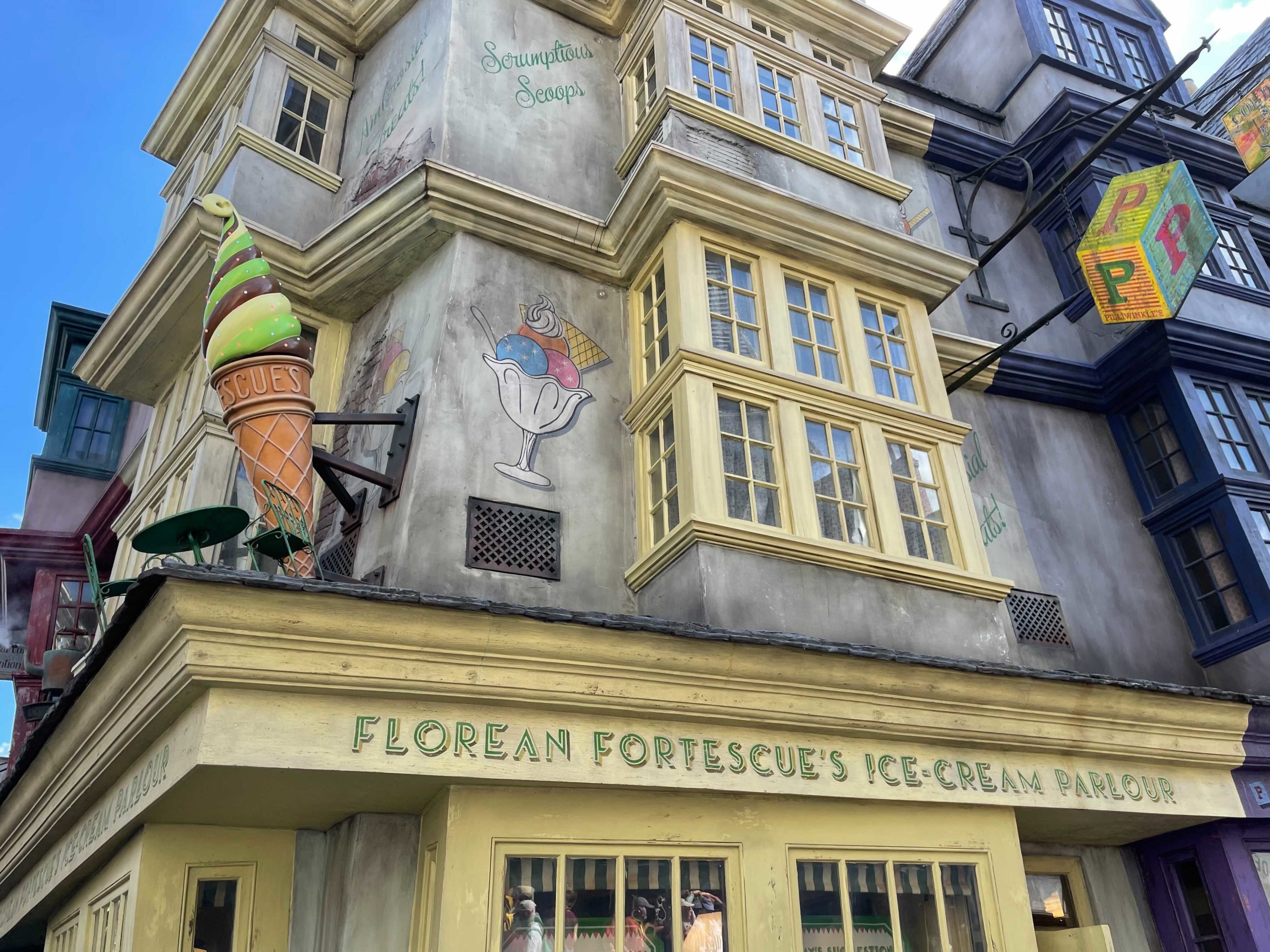 diagon-alley-wizarding-world-florean-fortescues-ice-cream-parlour-review-11-21-universal-orlando-29-7697390
