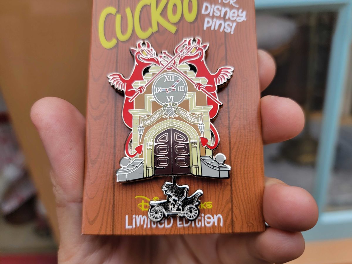 disneyland-pins-november-112153-9161473