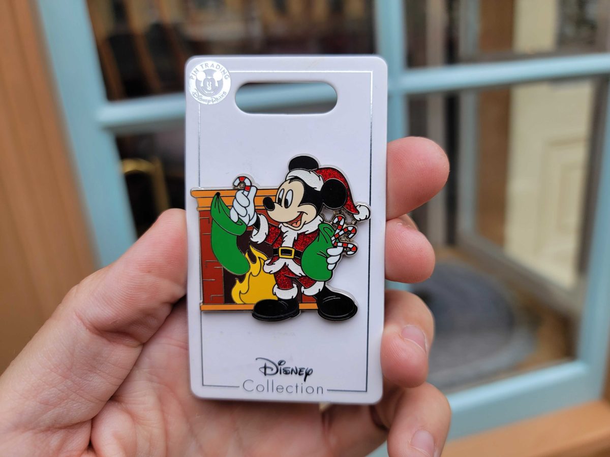 disneyland-pins-november-112215-8150440