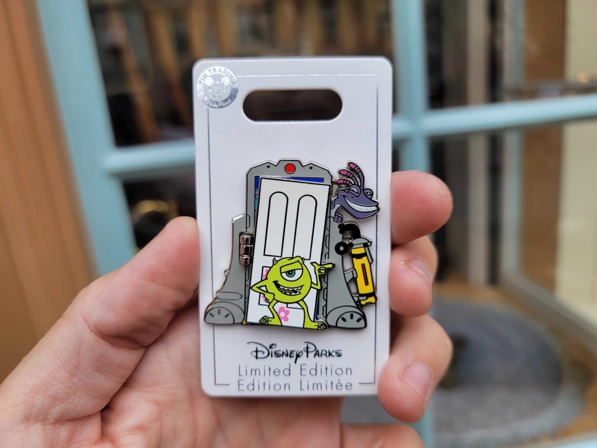 disneyland-pins-november-112326-4231596