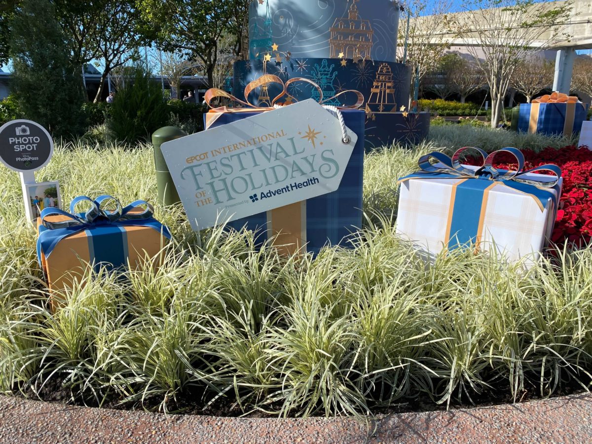 festival-of-the-holidays-2021-decorations-12
