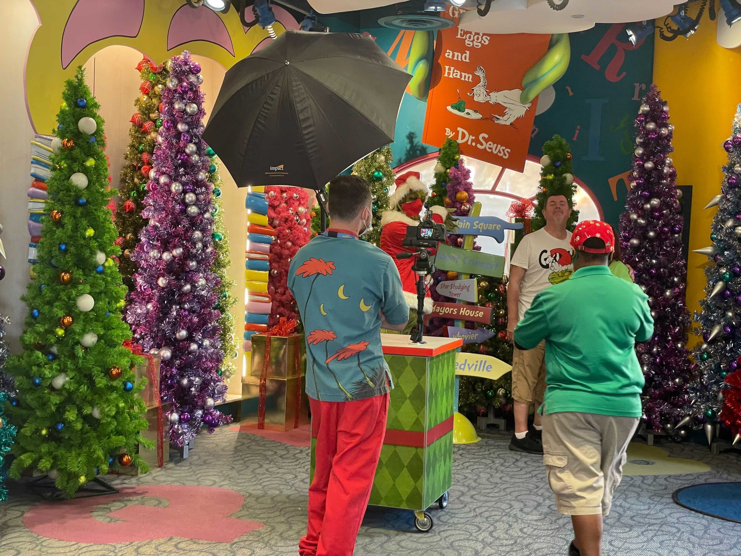 grinch-meet-and-greet-3470962