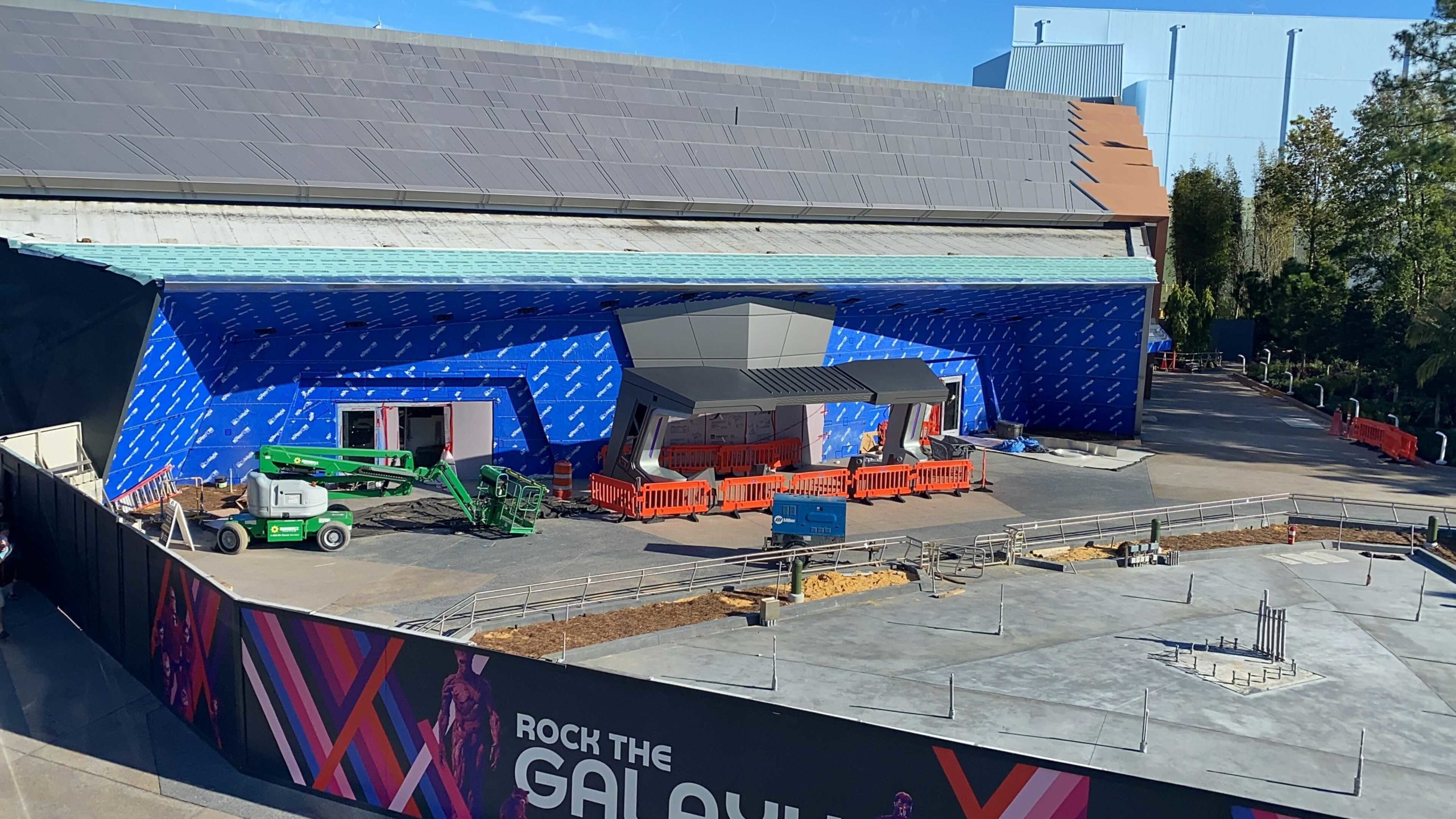 guardians-cosmic-rewind-automatic-doors-tap-points3-8149952